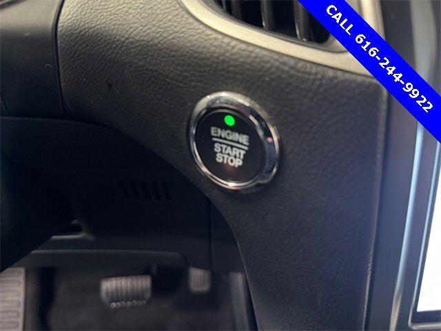 Used 2023 Ford Edge SEL image 20