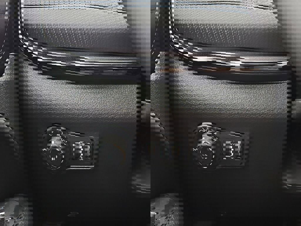 New 2026 Jeep Compass Latitude image 23