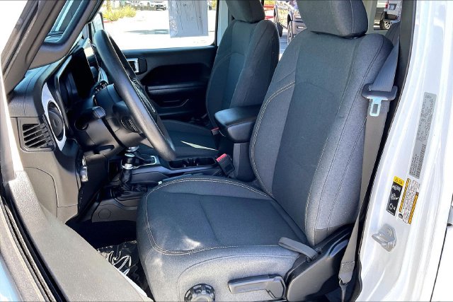 Used 2025 Jeep Wrangler Unlimited Sport AWD/4WD image 24