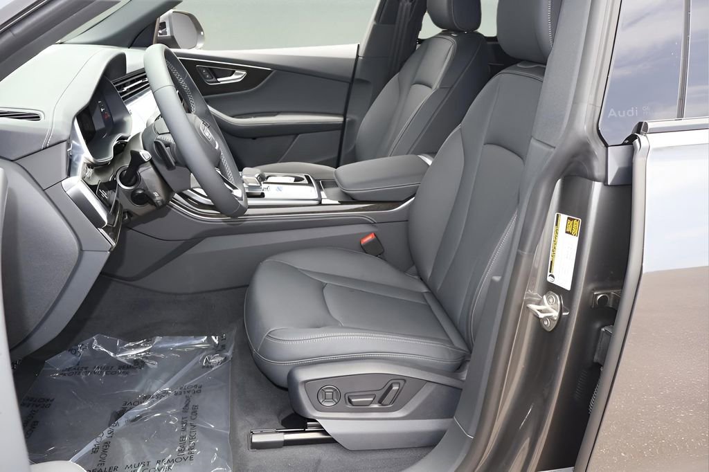 New 2025 Audi Q8 Premium Plus image 14
