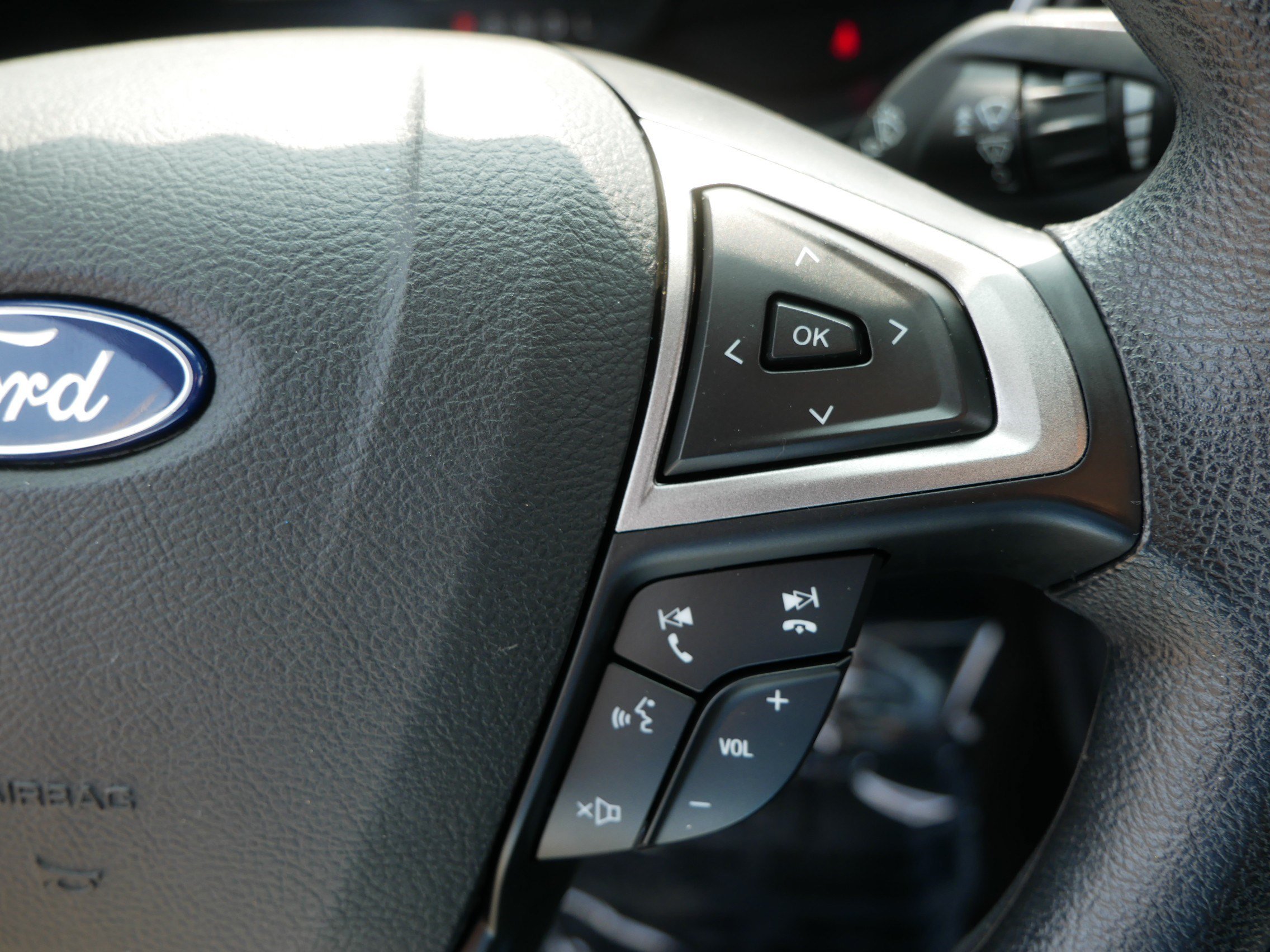 Certified 2019 Ford Fusion SE FWD image 29