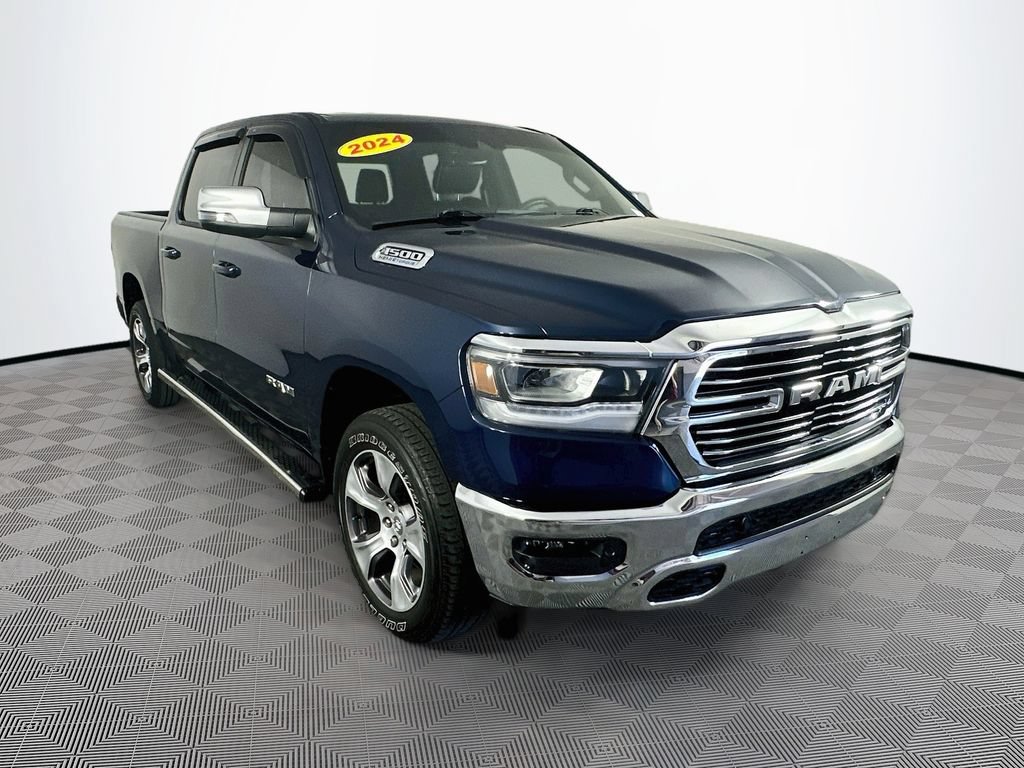 Used 2024 RAM 1500 Laramie AWD/4WD image 2