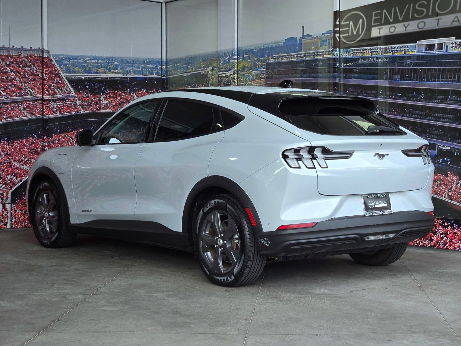 Used 2023 Ford Mustang Mach-E Select RWD image 6