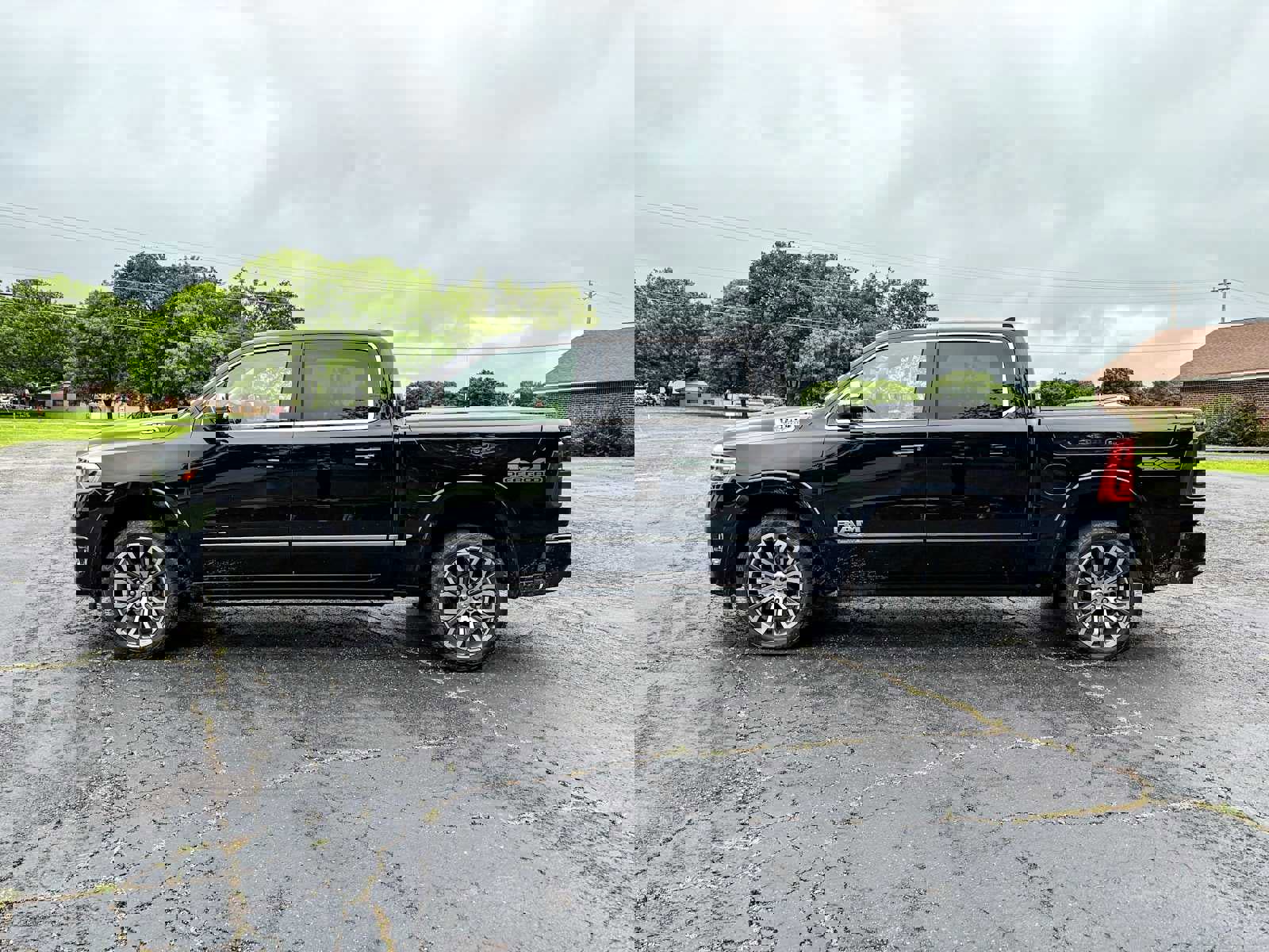 New 2025 RAM 1500 Tungsten w/ Off Road Group image 4