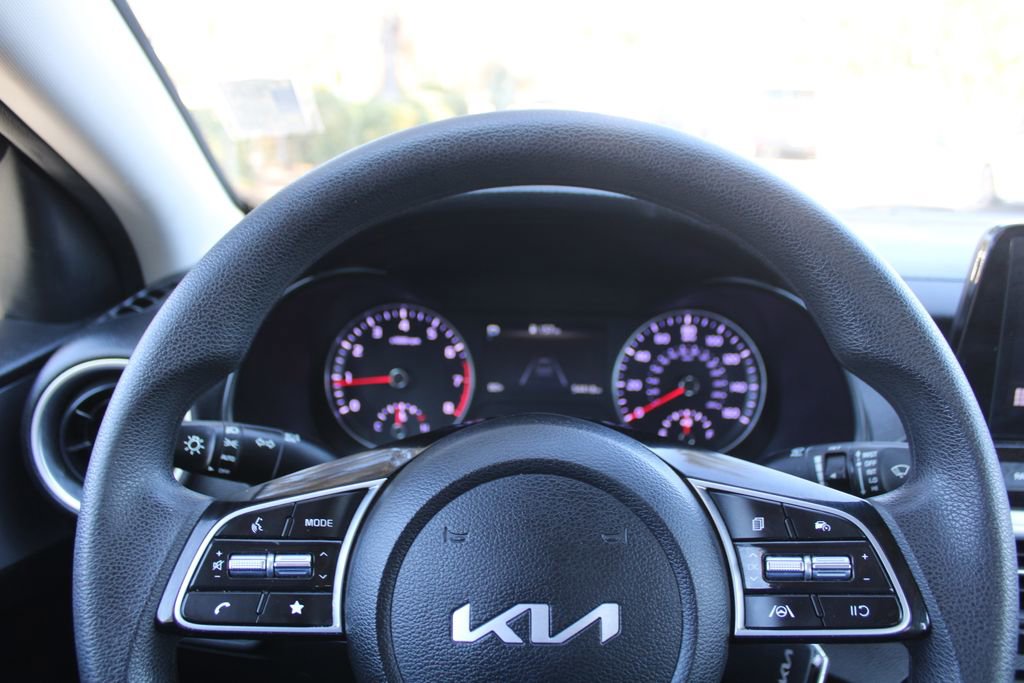 Certified 2023 Kia Forte LXS image 24