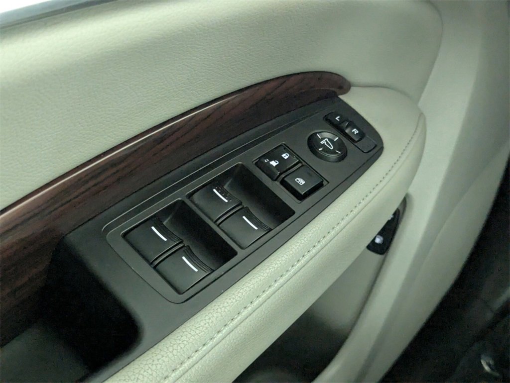 Used 2016 Acura MDX FWD image 16