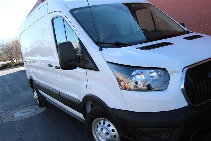 Used 2025 Ford Transit 250 148 Medium Roof Extended AWD image 37