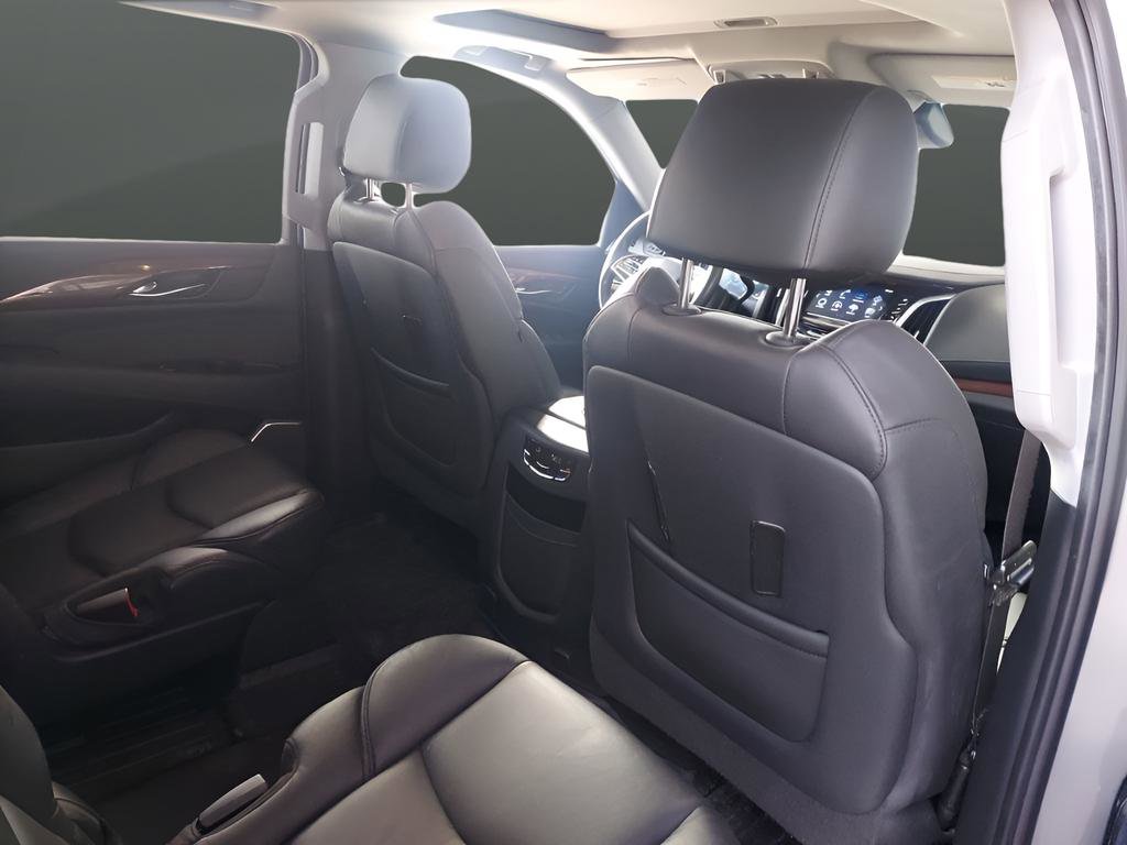Used 2020 Cadillac Escalade ESV Luxury AWD/4WD image 15