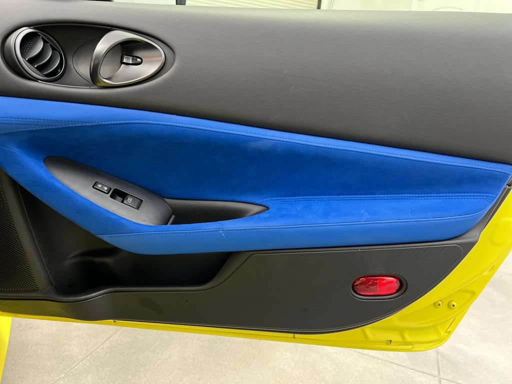 Used 2024 Nissan Z Performance w/ Floor Mat Package RWD image 19