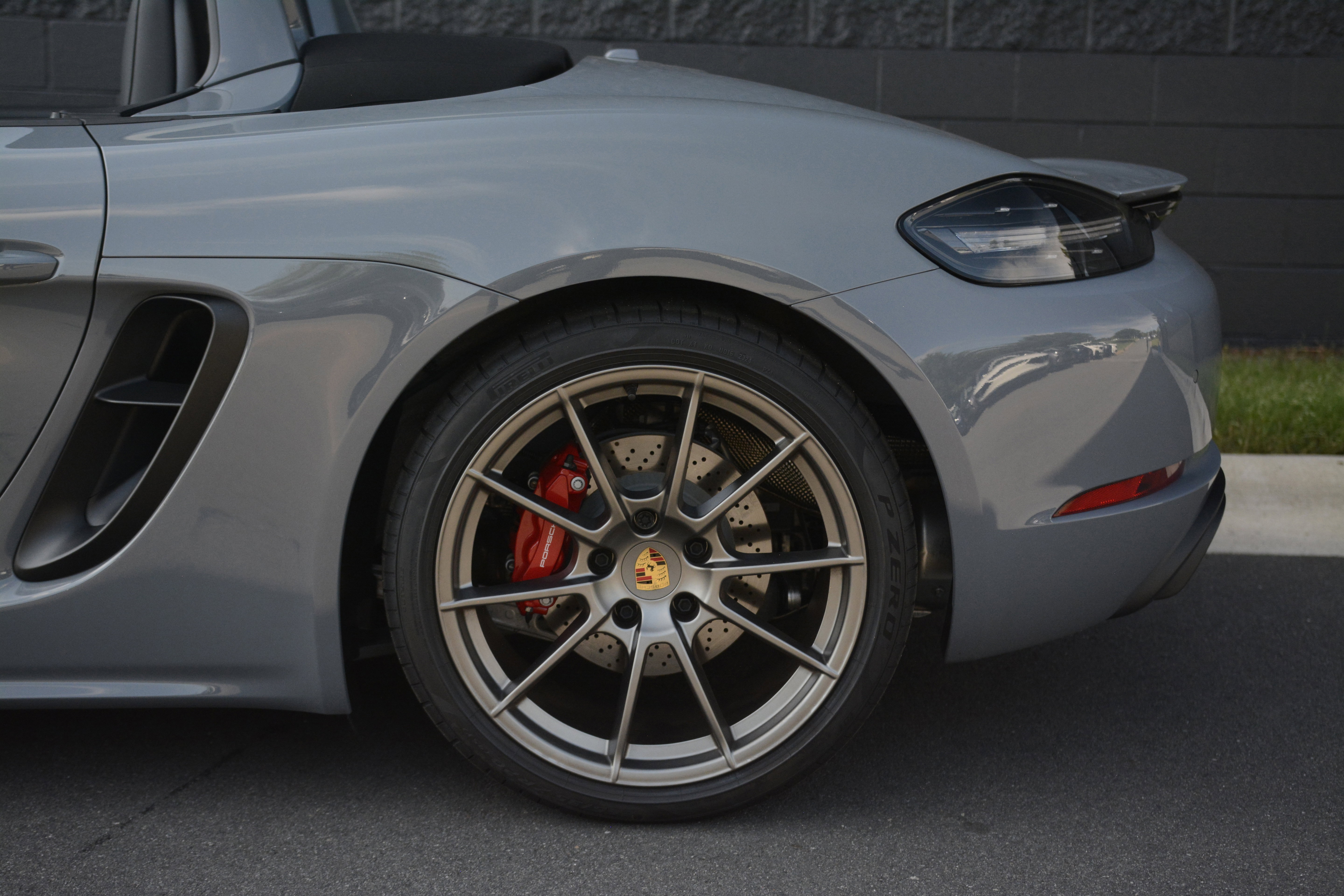 Certified 2024 Porsche 718 Boxster GTS RWD image 31