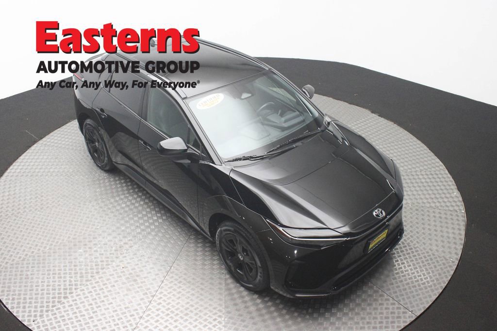 Used 2023 Toyota bZ4X XLE w/ Weather Package FWD image 3