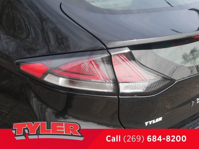 Used 2022 Hyundai Ioniq SEL FWD image 12