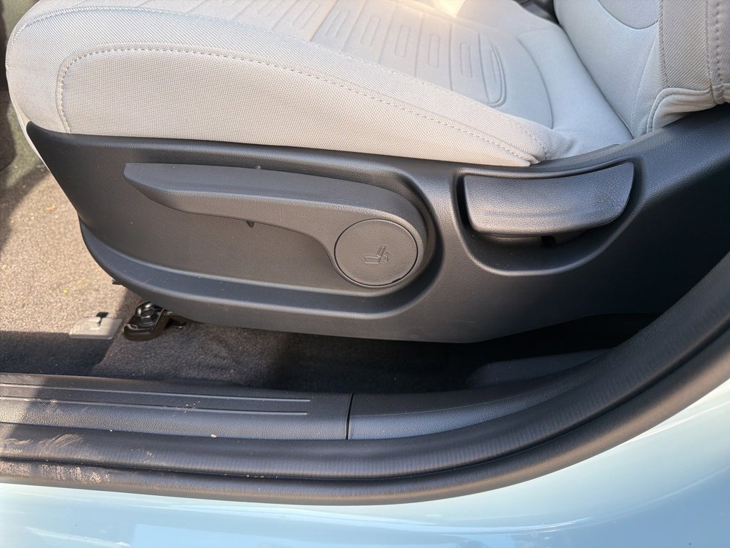 New 2026 Hyundai Santa Cruz SE image 14