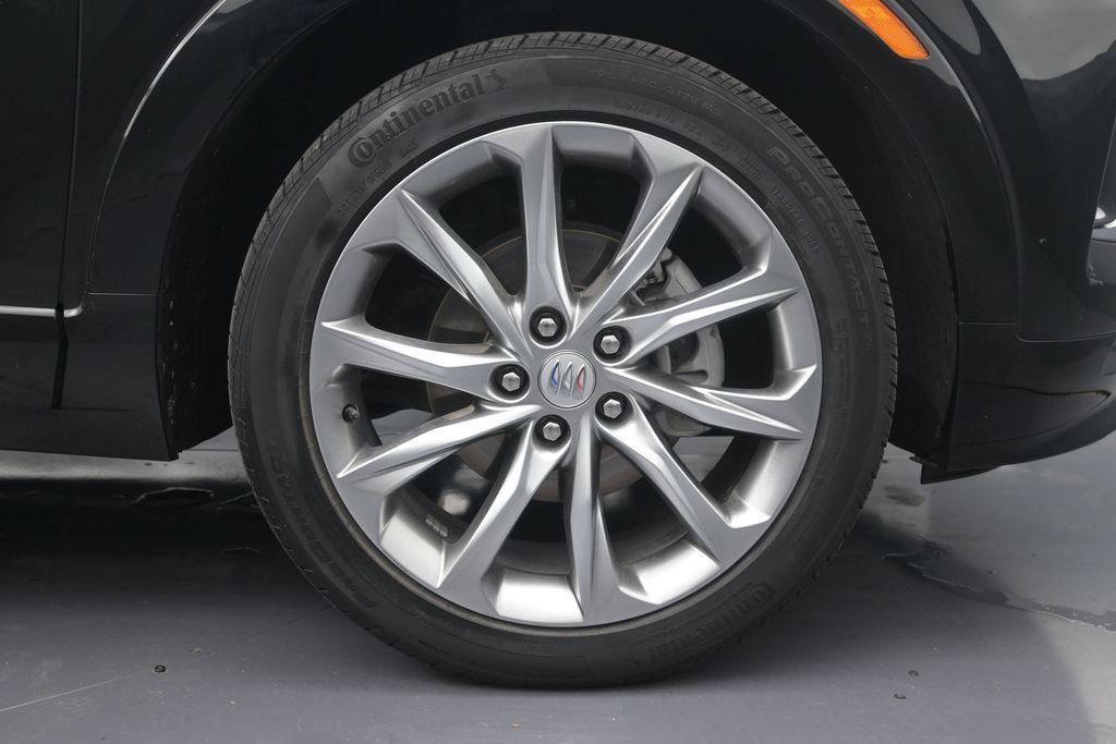 Used 2024 Buick Encore GX Avenir w/ Avenir Technology Package FWD image 9