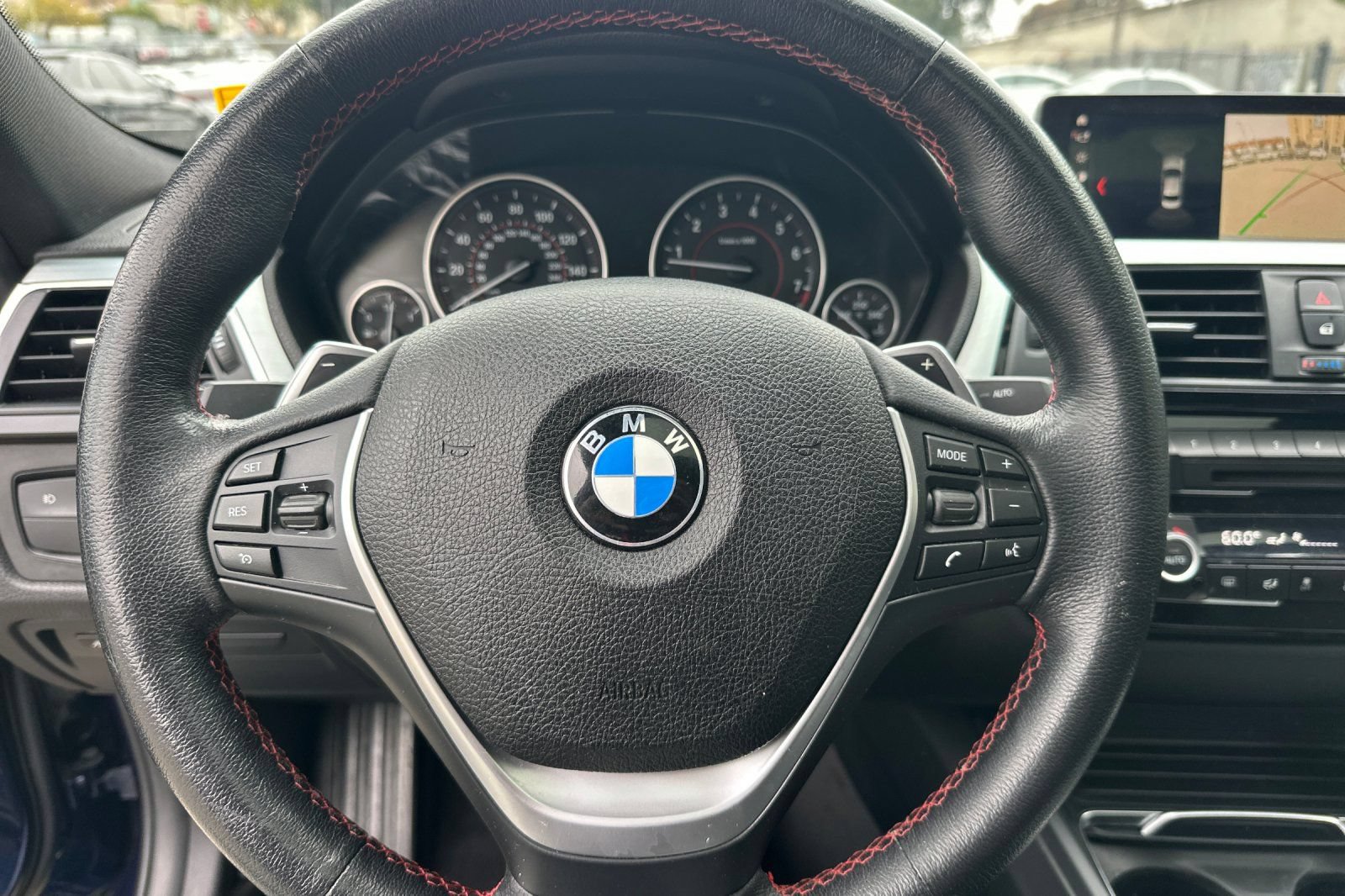 Used 2018 BMW 330i Sedan w/ Convenience Package RWD image 27