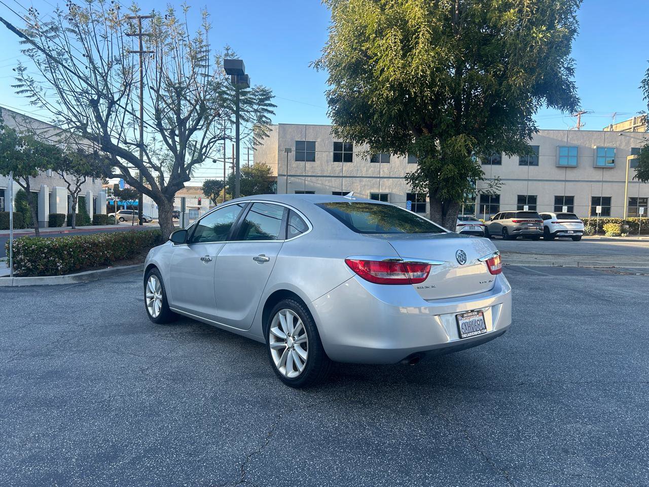 Used 2013 Buick Verano image 2