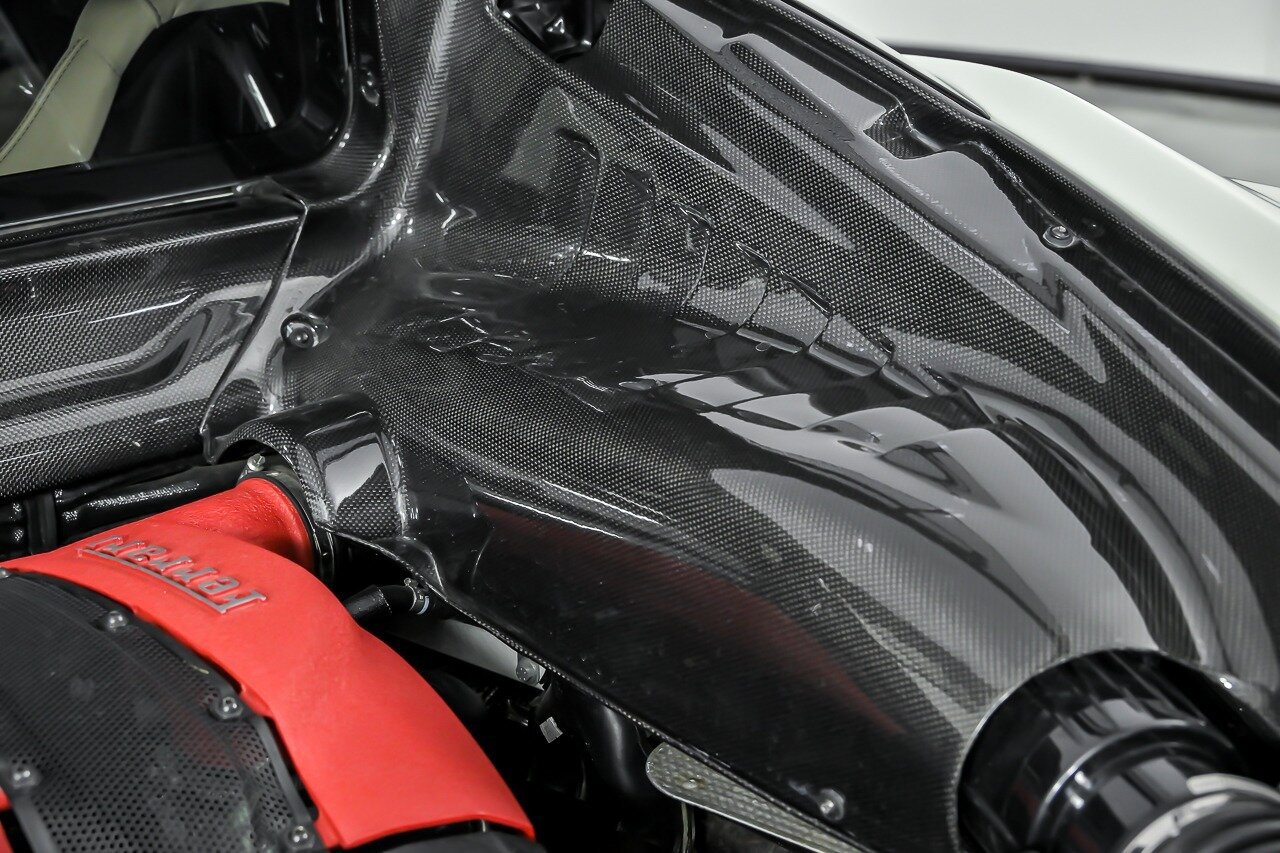 Used 2020 Ferrari F8 Tributo RWD image 14