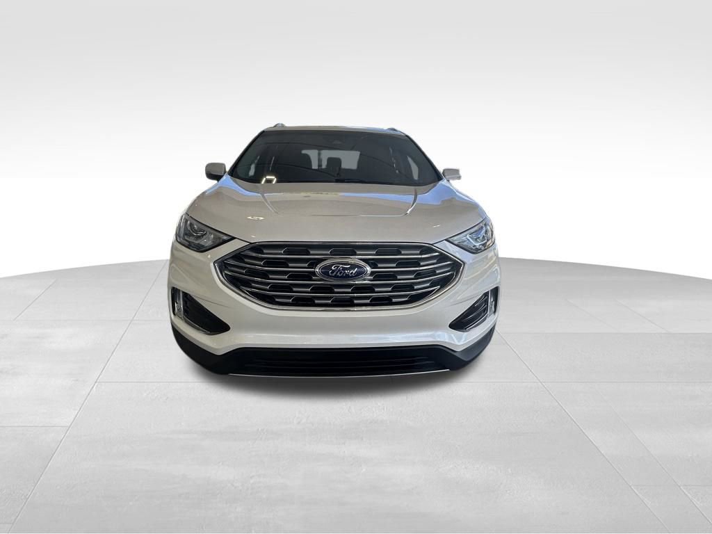 Used 2019 Ford Edge SEL w/ Equipment Group 201A FWD image 9