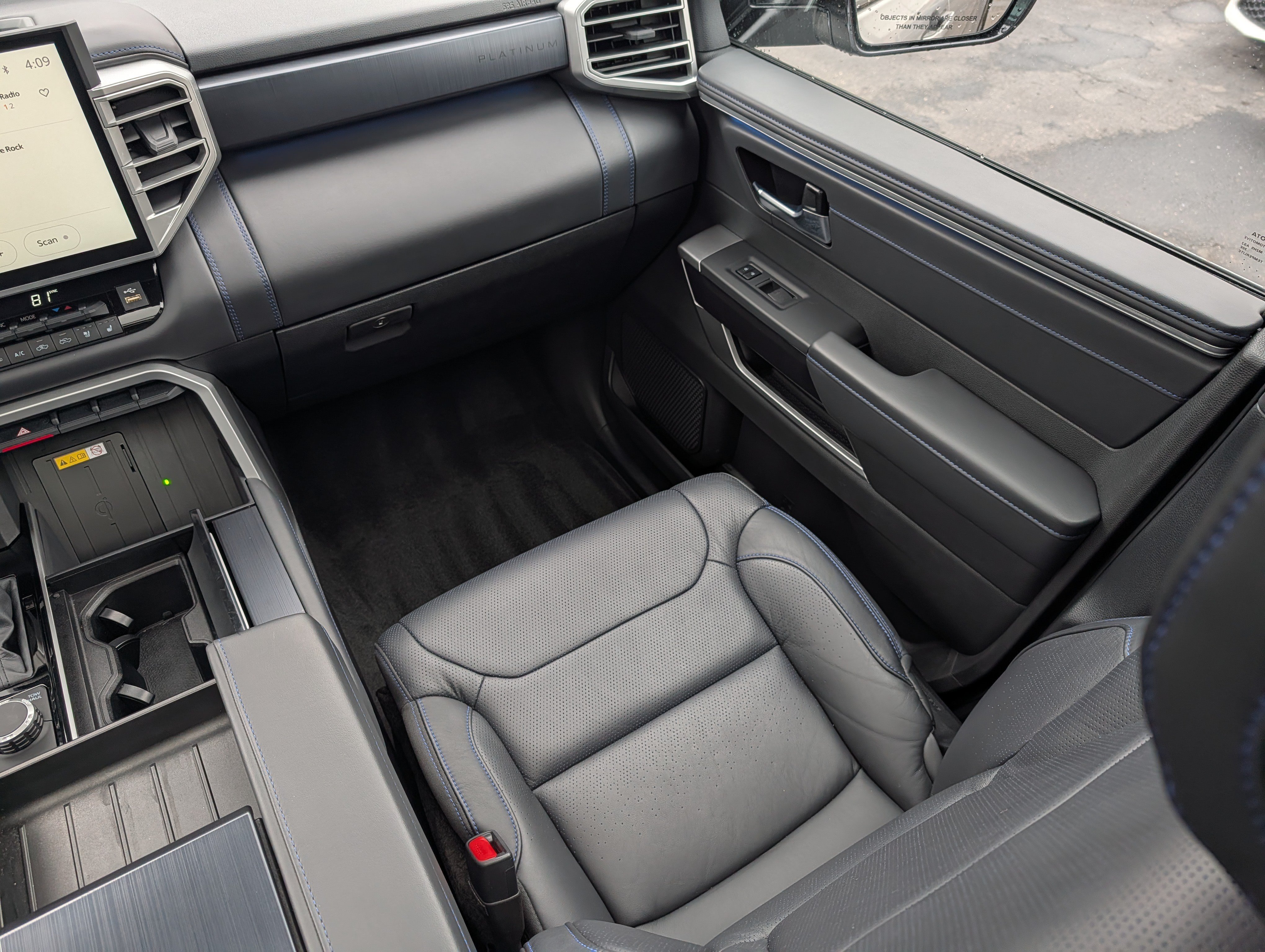 Used 2024 Toyota Tundra Platinum AWD/4WD image 10