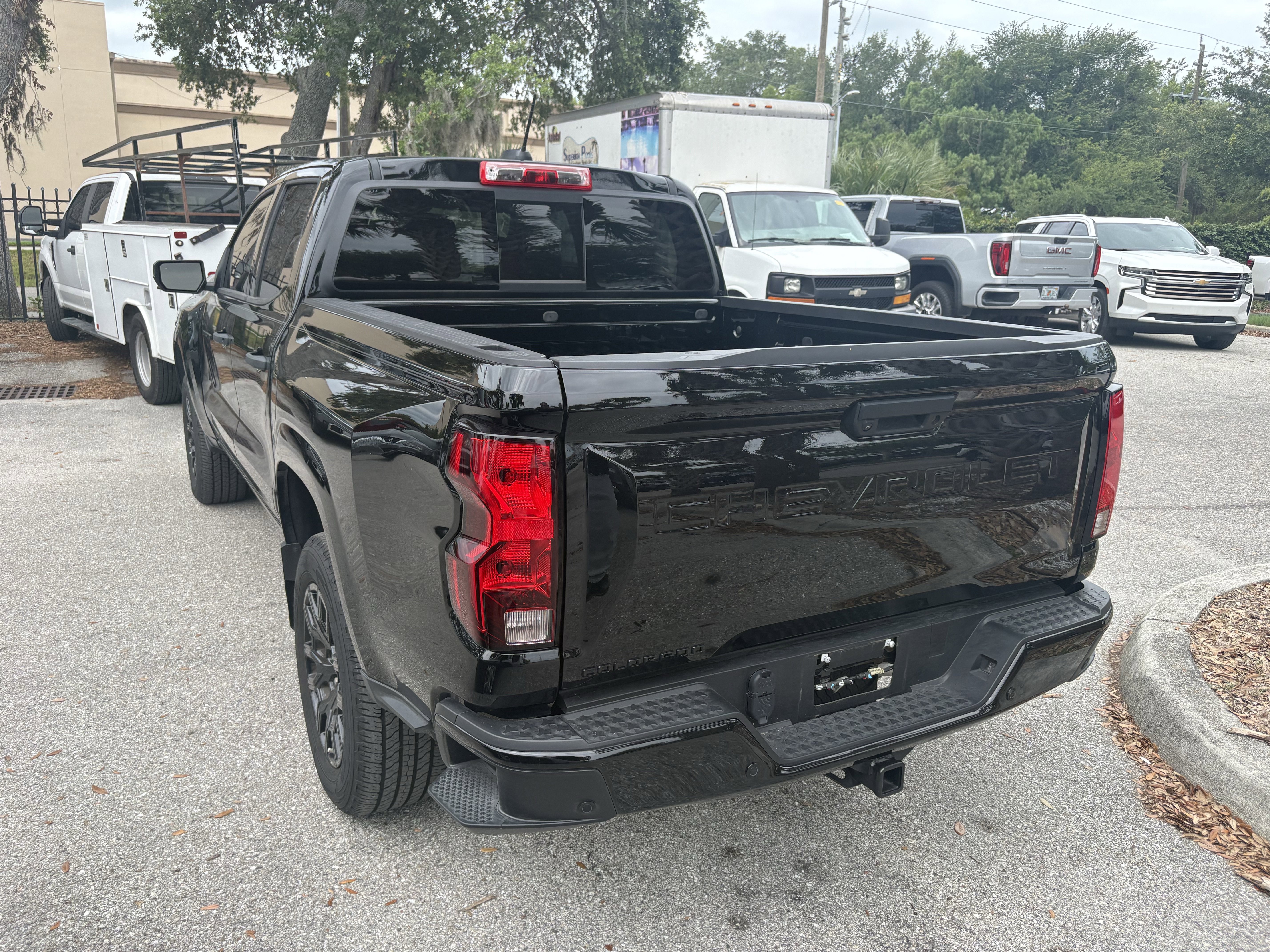 Used 2025 Chevrolet Colorado W/T w/ WT Custom Package RWD image 5
