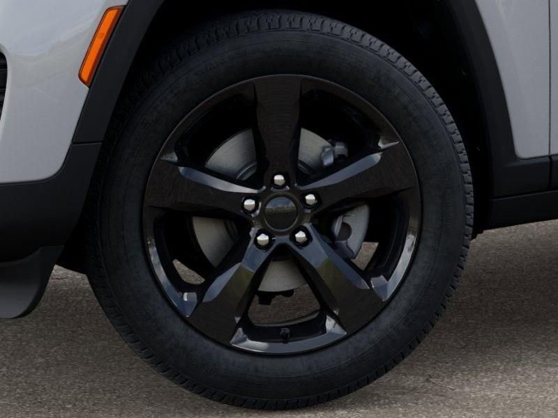 New 2025 Jeep Grand Cherokee Altitude AWD/4WD image 8