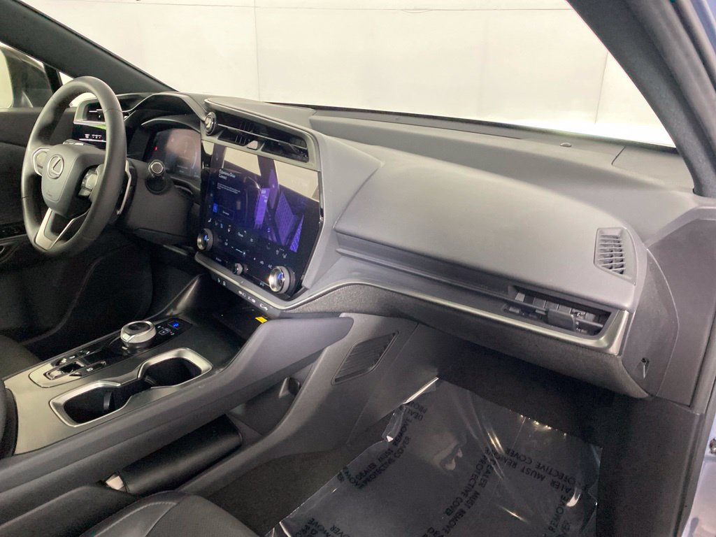 Certified 2023 Lexus RZ 450e Premium w/ Technology Package AWD/4WD image 34