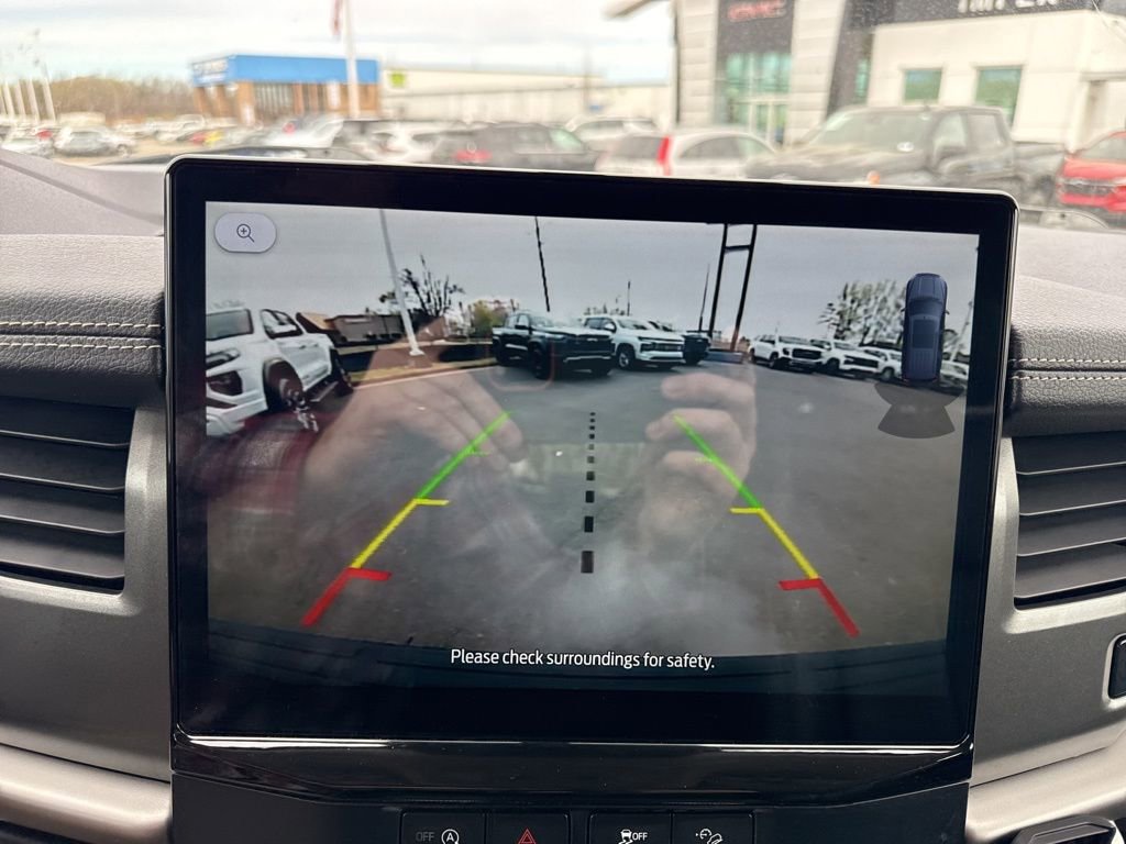 Used 2024 Ford Expedition Max XLT image 22