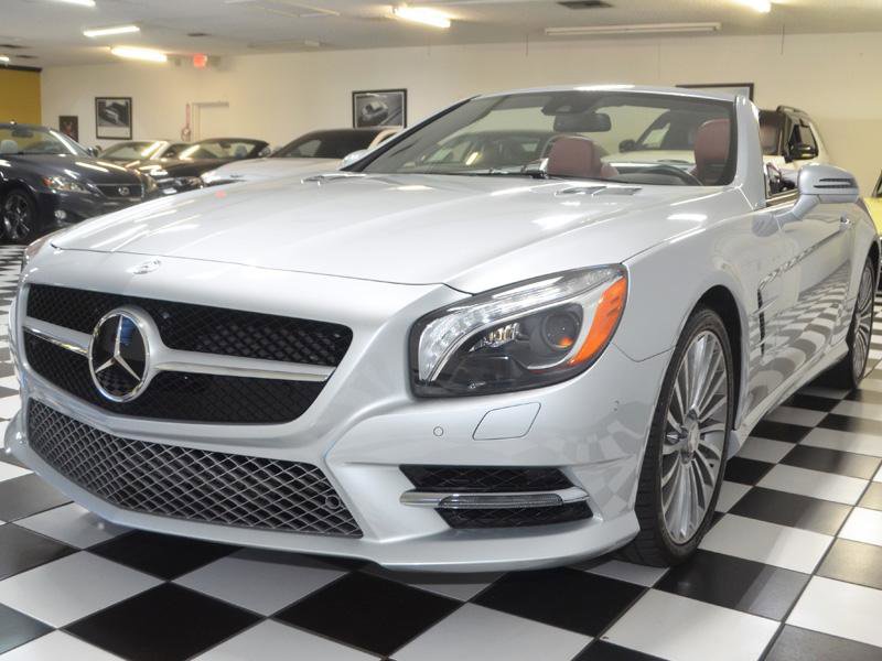 Used 2016 Mercedes-Benz SL 550 550 w/ Driver Assistance Package image 5