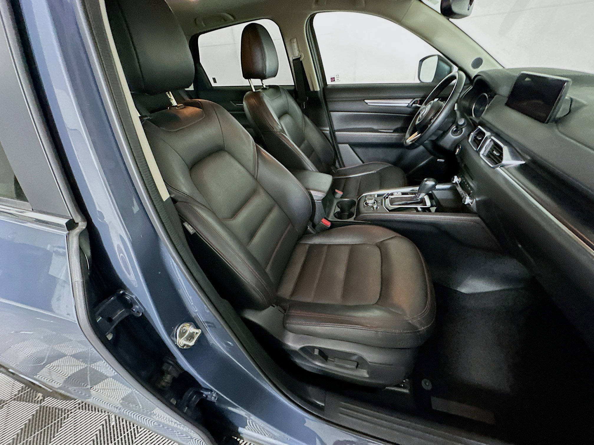 Used 2024 MAZDA CX-5 Carbon Edition image 31