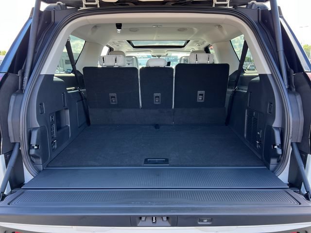 New 2027 Ford Expedition Max Platinum w/ Platinum Ultimate Package AWD/4WD image 8