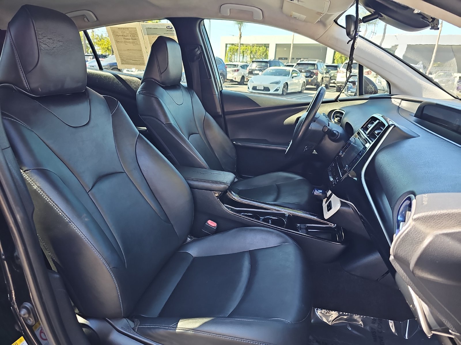 Used 2017 Toyota Prius Three Touring w/ Carpet Mat Package FWD image 10