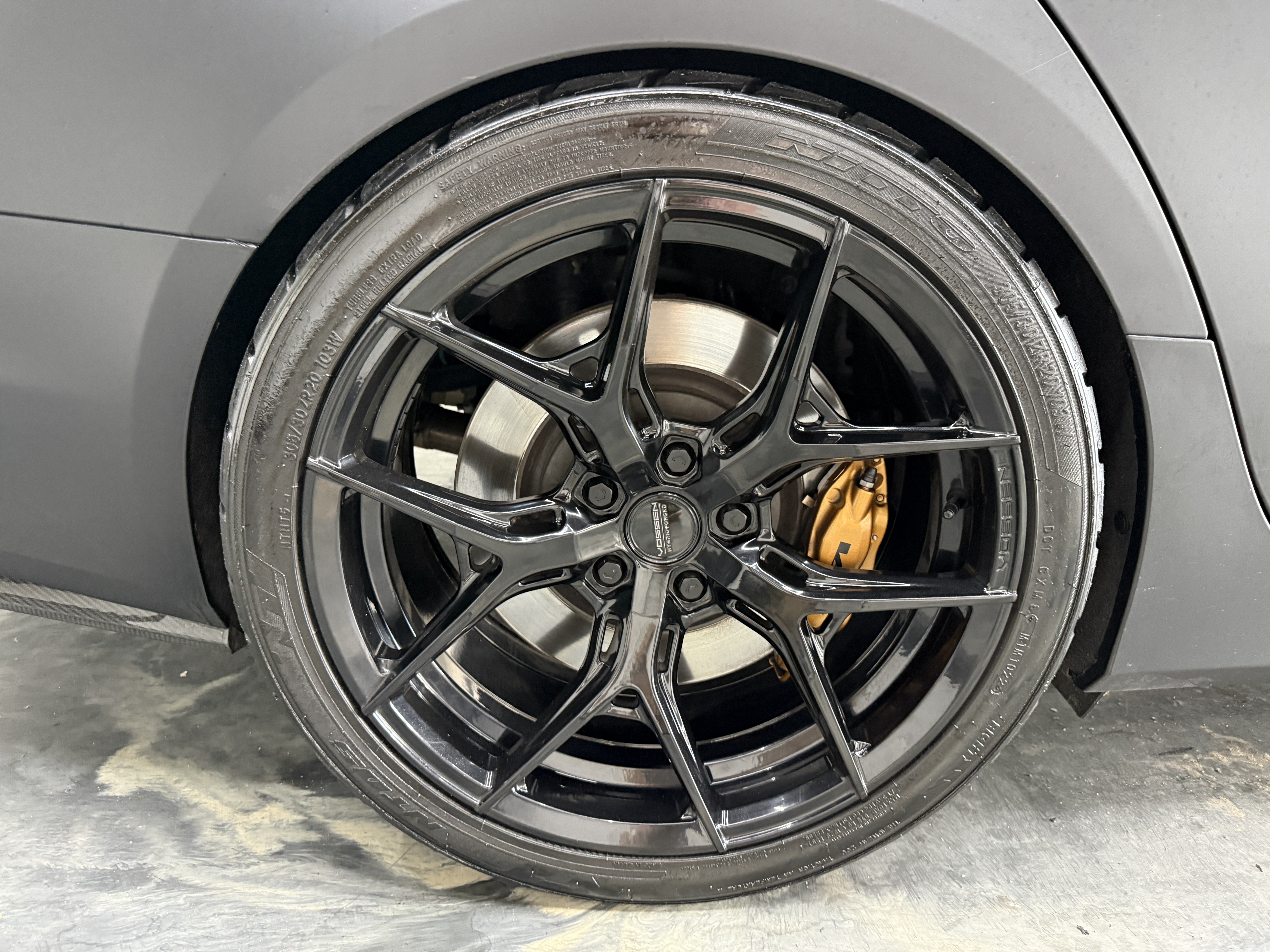 Used 2017 Cadillac CTS V w/ Carbon Fiber Package RWD image 61