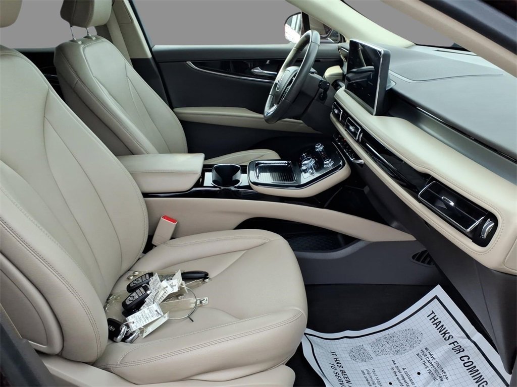 Certified 2023 Lincoln Nautilus AWD image 13