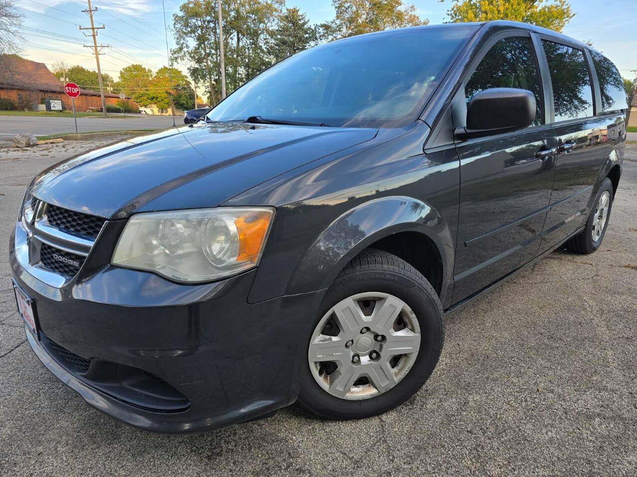 Used 2011 Dodge Grand Caravan Express w/ PWR Window Group FWD image 1