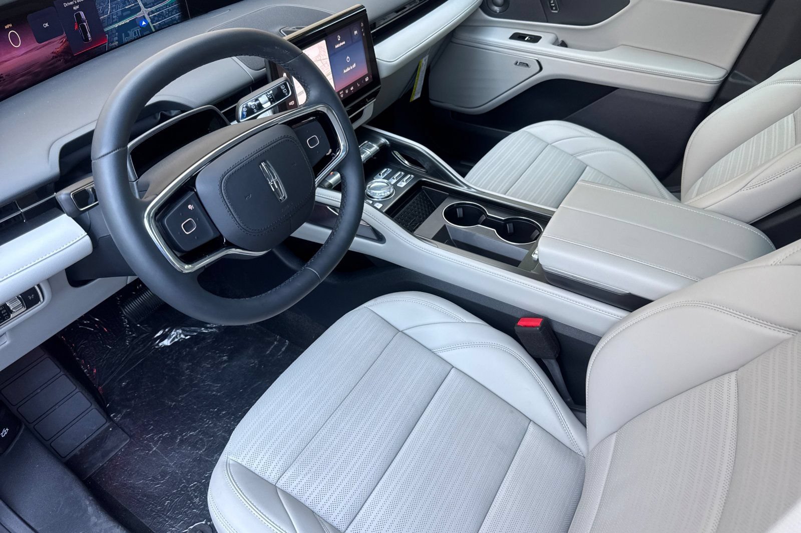 New 2026 Lincoln Nautilus Reserve AWD/4WD image 7