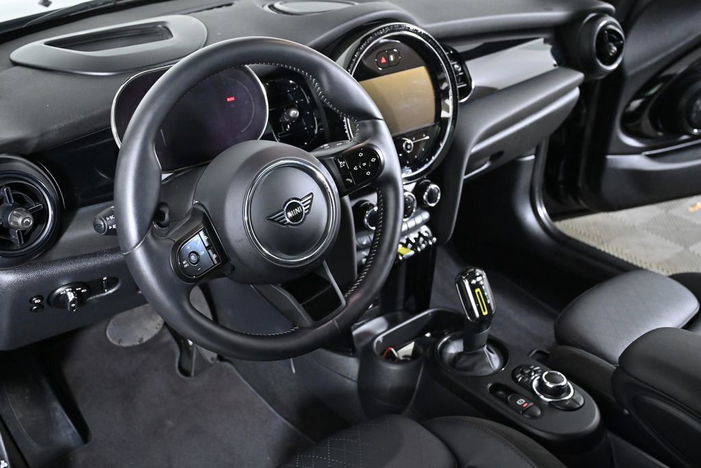 Used 2024 MINI Cooper SE image 11