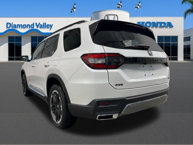 New 2026 Honda Pilot Touring image 5