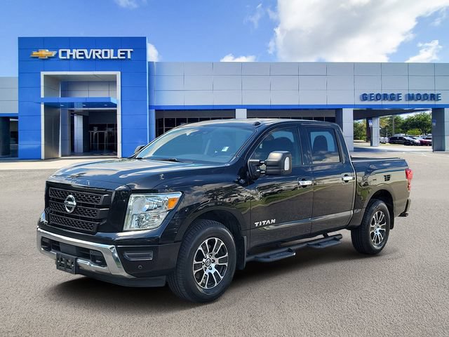Used 2021 Nissan Titan SV w/ SV Convenience Package AWD/4WD image 2