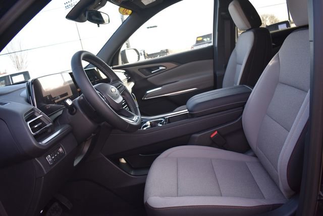 New 2026 Chevrolet Traverse LT w/ LPO, Floor Liner Package image 24