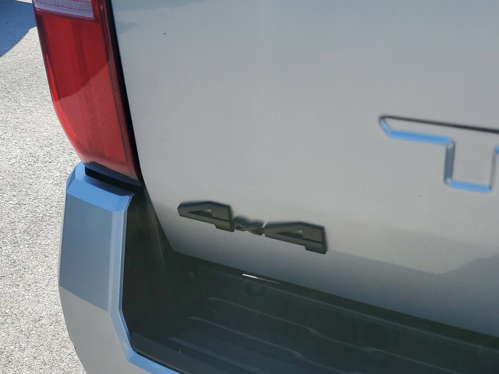 Certified 2025 Toyota Tacoma TRD Sport AWD/4WD image 7