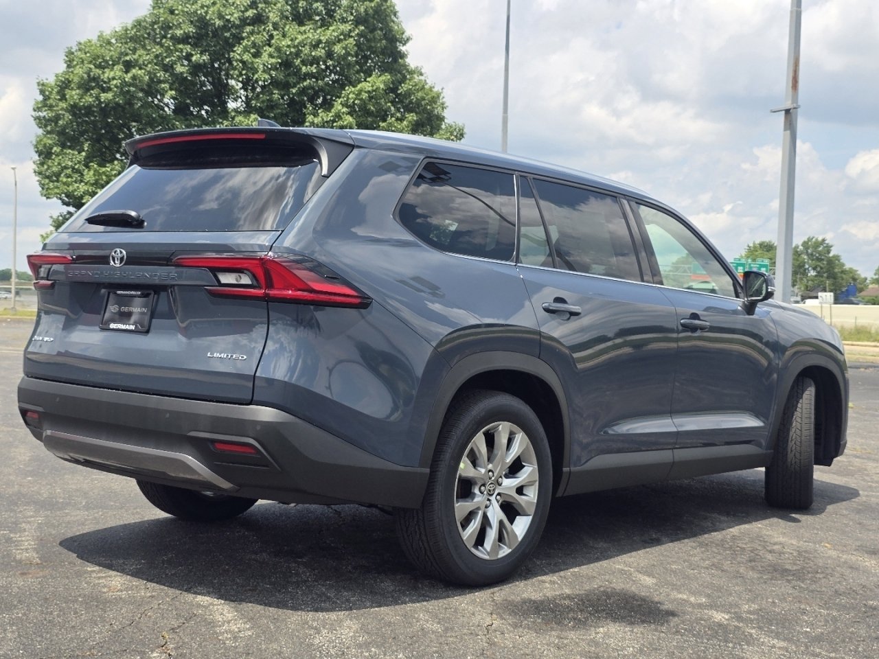 New 2026 Toyota Grand Highlander AWD Hybrid image 18