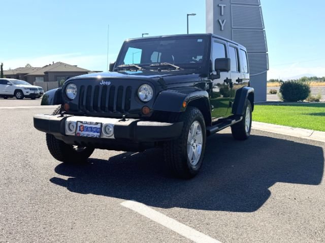 Used 2012 Jeep Wrangler Unlimited Sahara w/ Connectivity Group AWD/4WD image 3