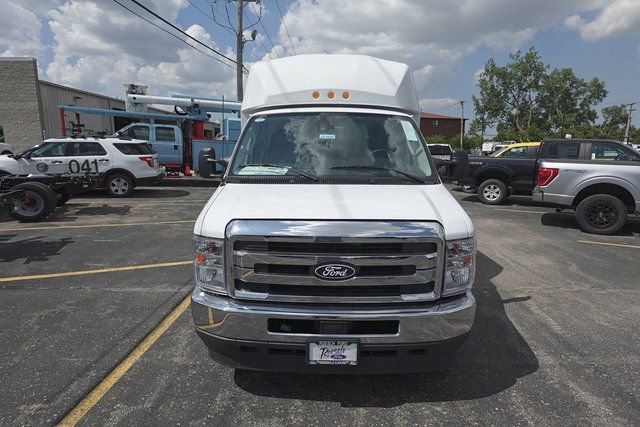 New 2026 Ford E-350 and Econoline 350 Super Duty w/ Power Equipment Group image 3