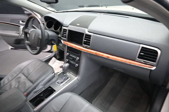 Used 2010 Lincoln MKZ FWD image 30