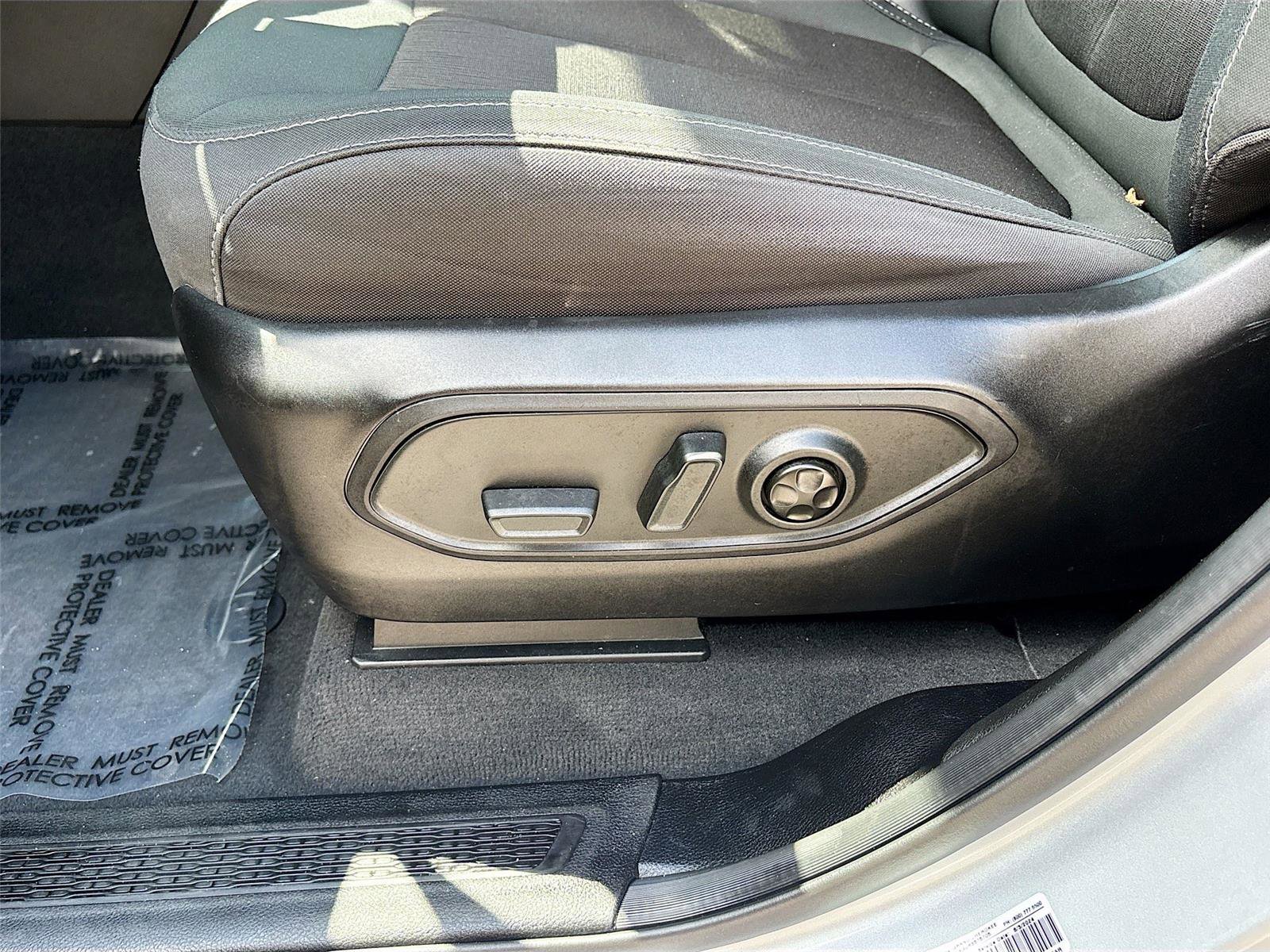 Used 2024 Jeep Grand Cherokee L Laredo image 21