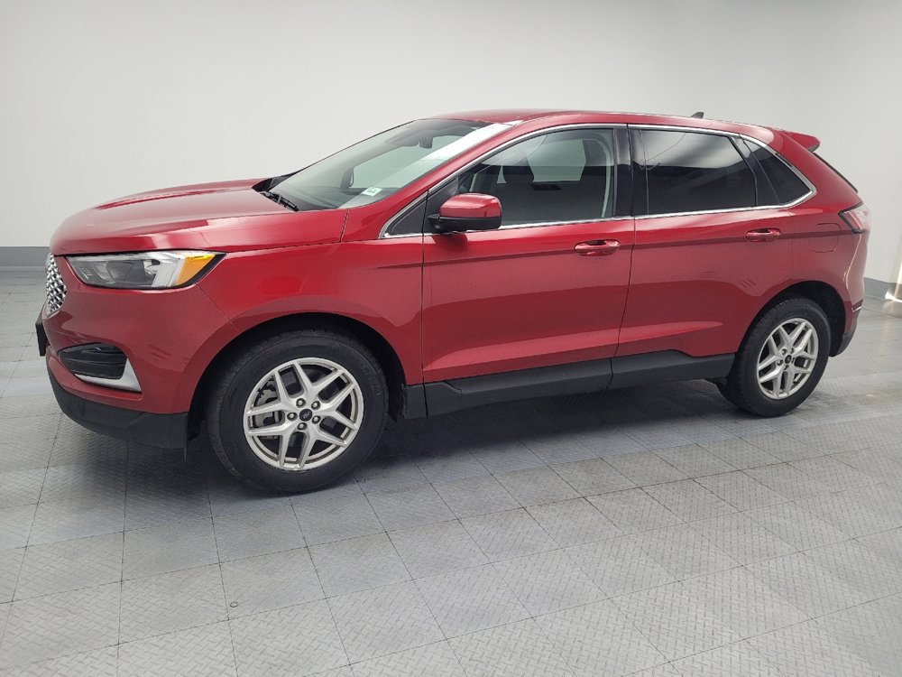 Used 2023 Ford Edge SEL image 2