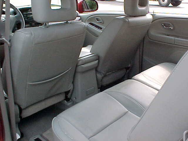 Used 2005 Suzuki XL7 4WD image 16