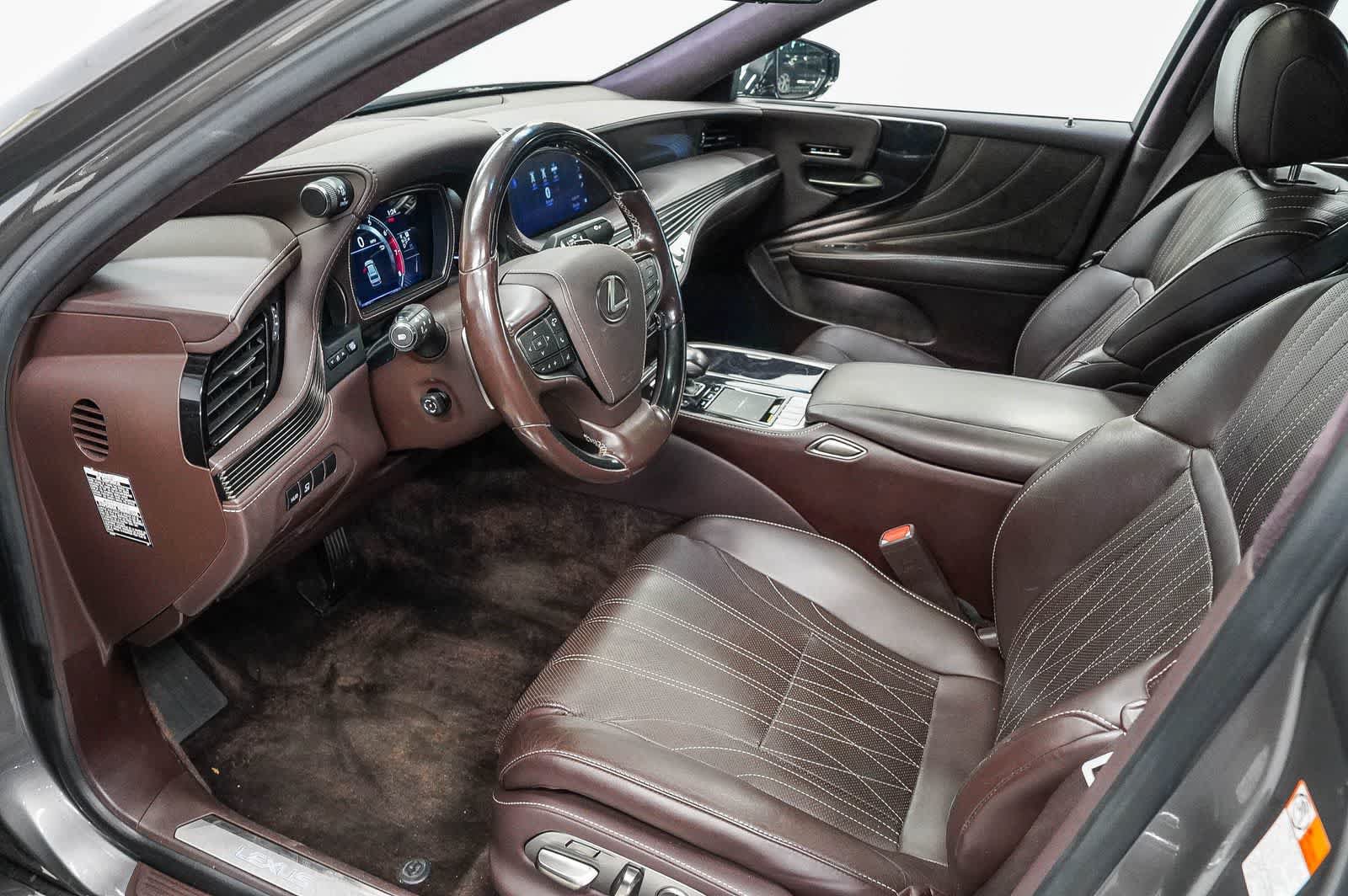 Used 2020 Lexus LS 500 w/ Interior Upgrade Package RWD image 18