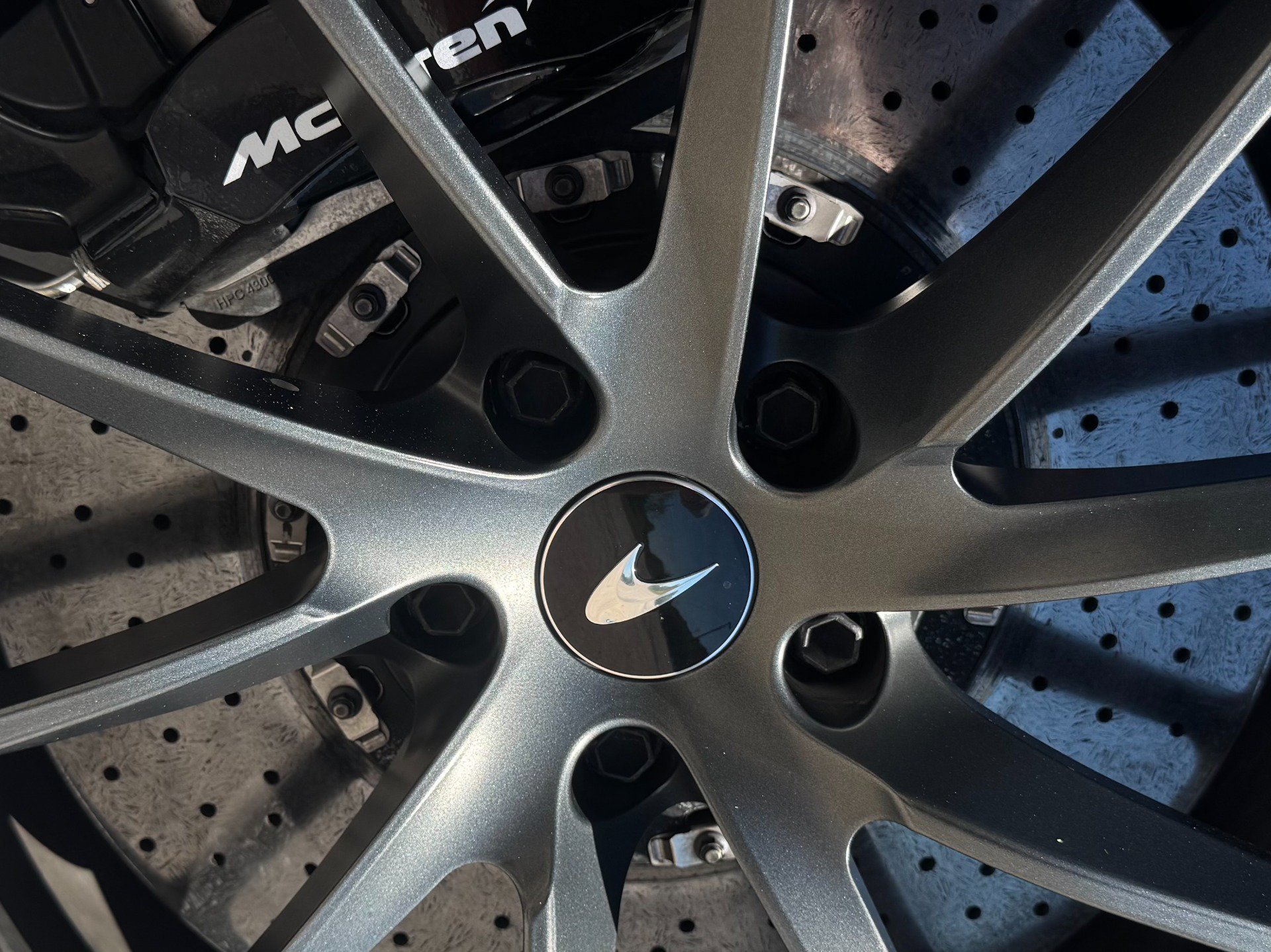 Used 2019 McLaren 720S Performance RWD image 67