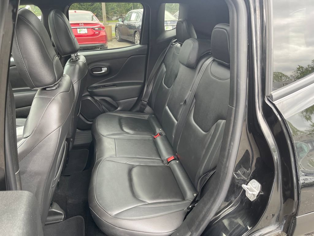 Used 2020 Jeep Renegade Altitude AWD/4WD image 15